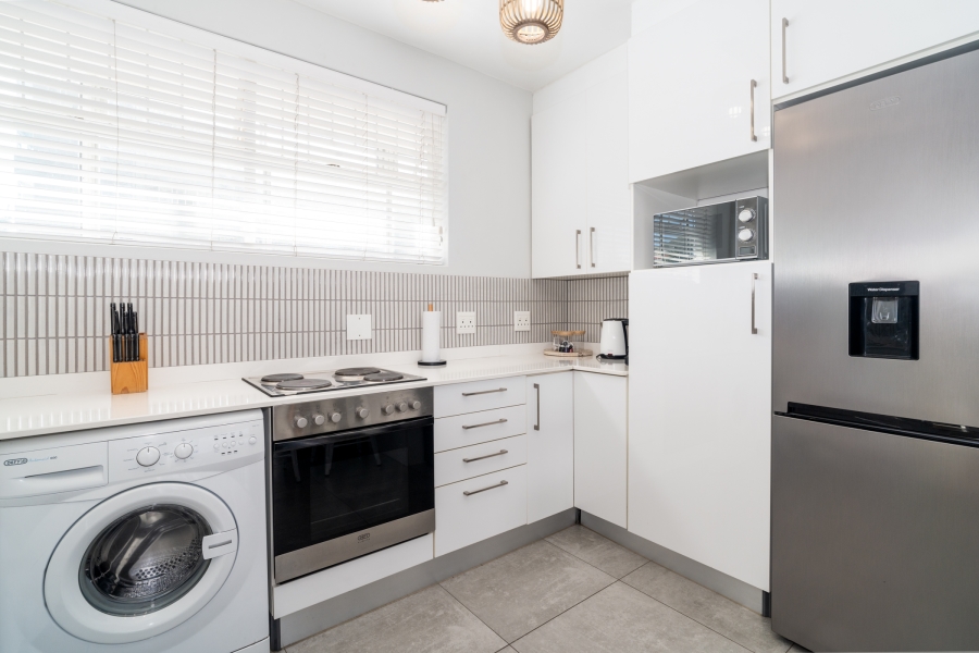 1 Bedroom Property for Sale in Green Point Western Cape